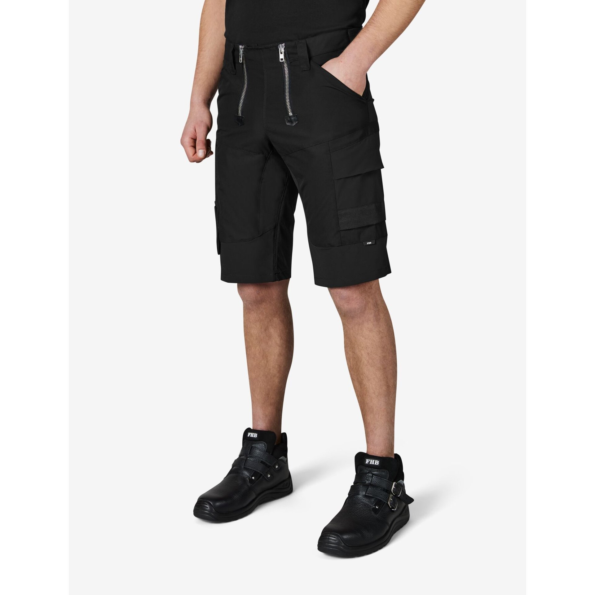 RENE Zunftbermuda leicht und elastisch schwarz 62