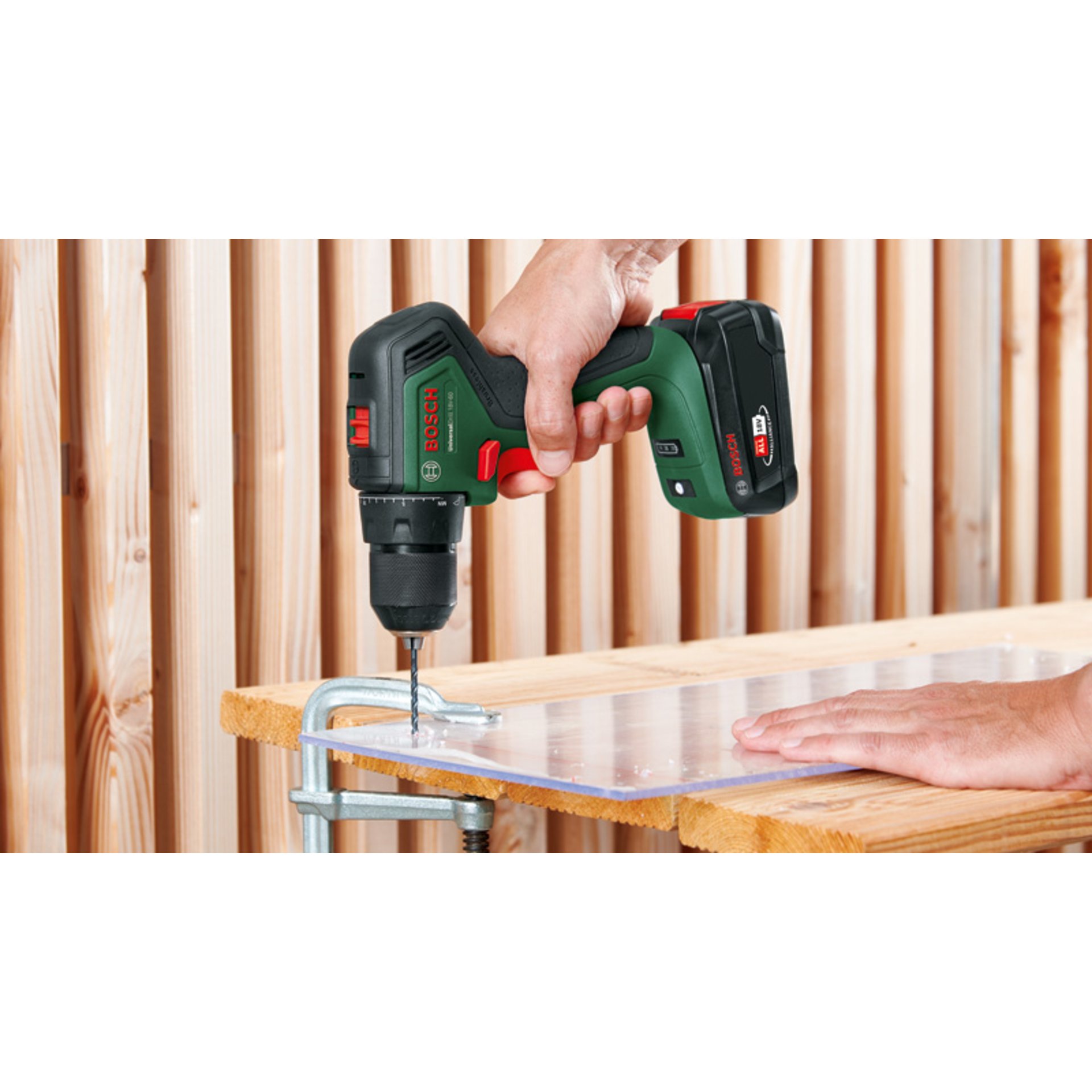Akku-Bohrschrauber UniversalDrill 18V-60, 1 x Akku PBA 18V 2.0Ah, Tragekoffer
