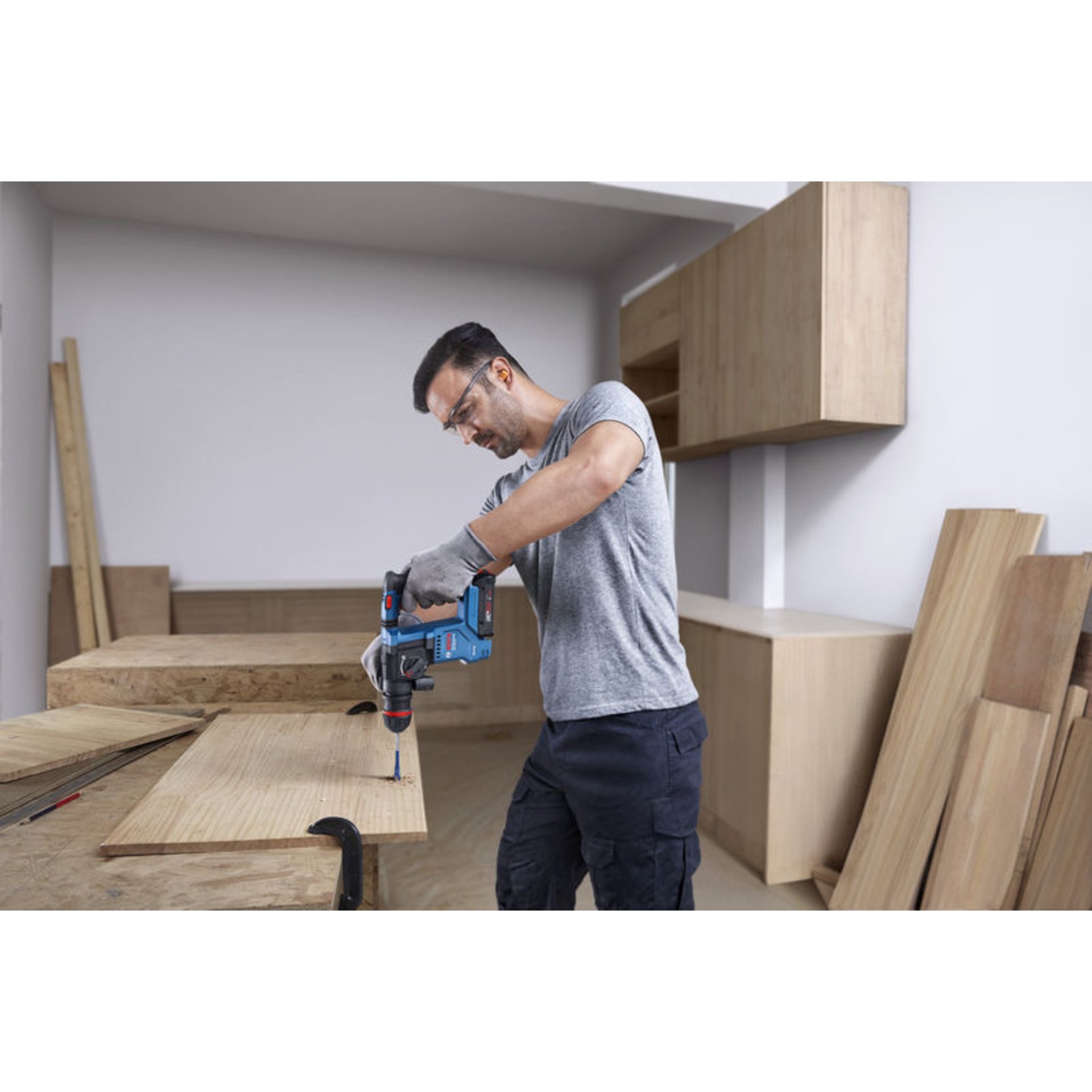 Akku-Bohrhammer mit ONECHUCK GBH 18V-18 X