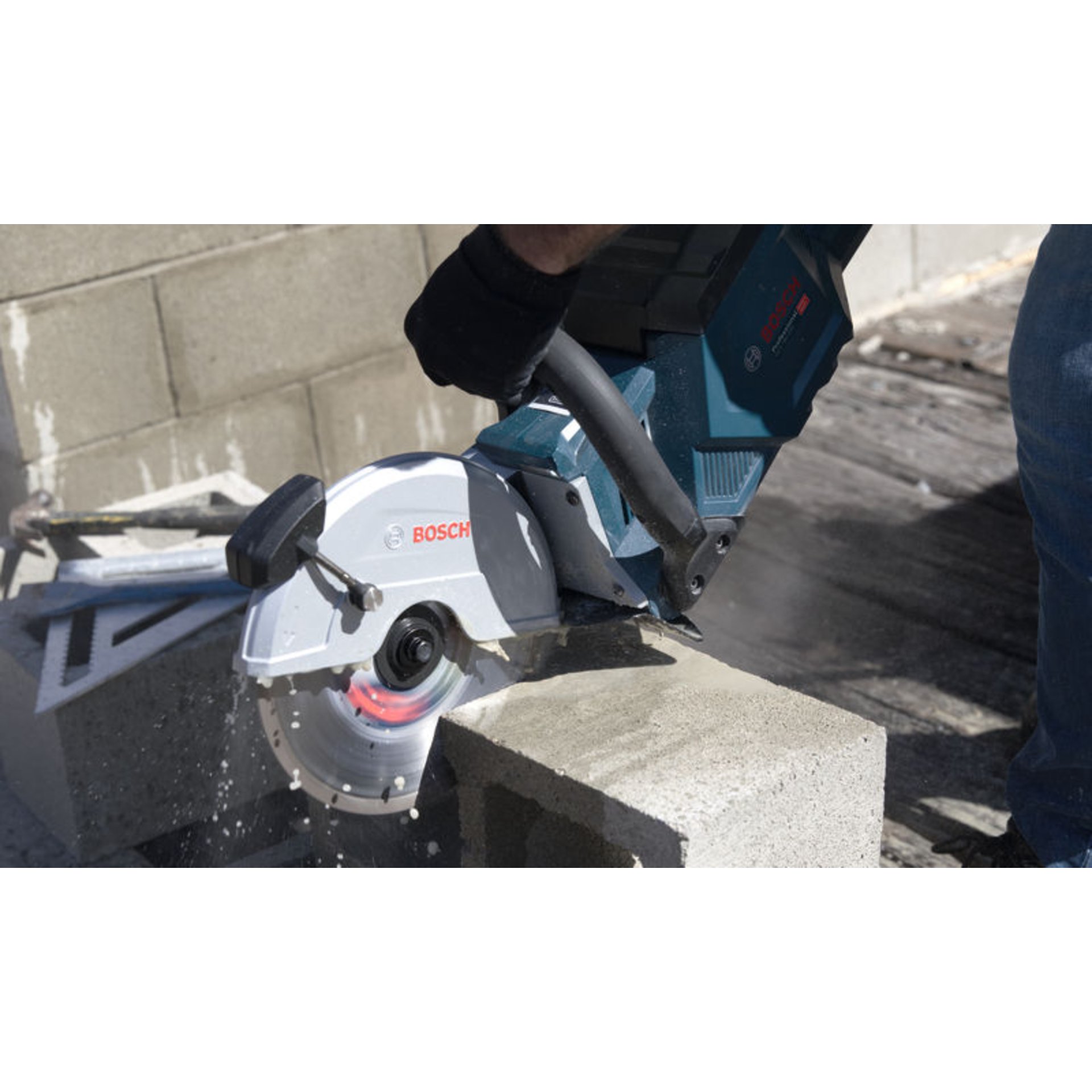 Kabelloses Trennen und Schleifen GCS 18V-230