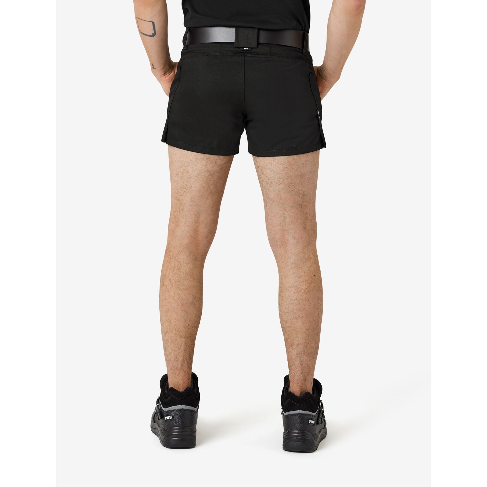 MAIK Zunft-Shorts extra kurz schwarz 56