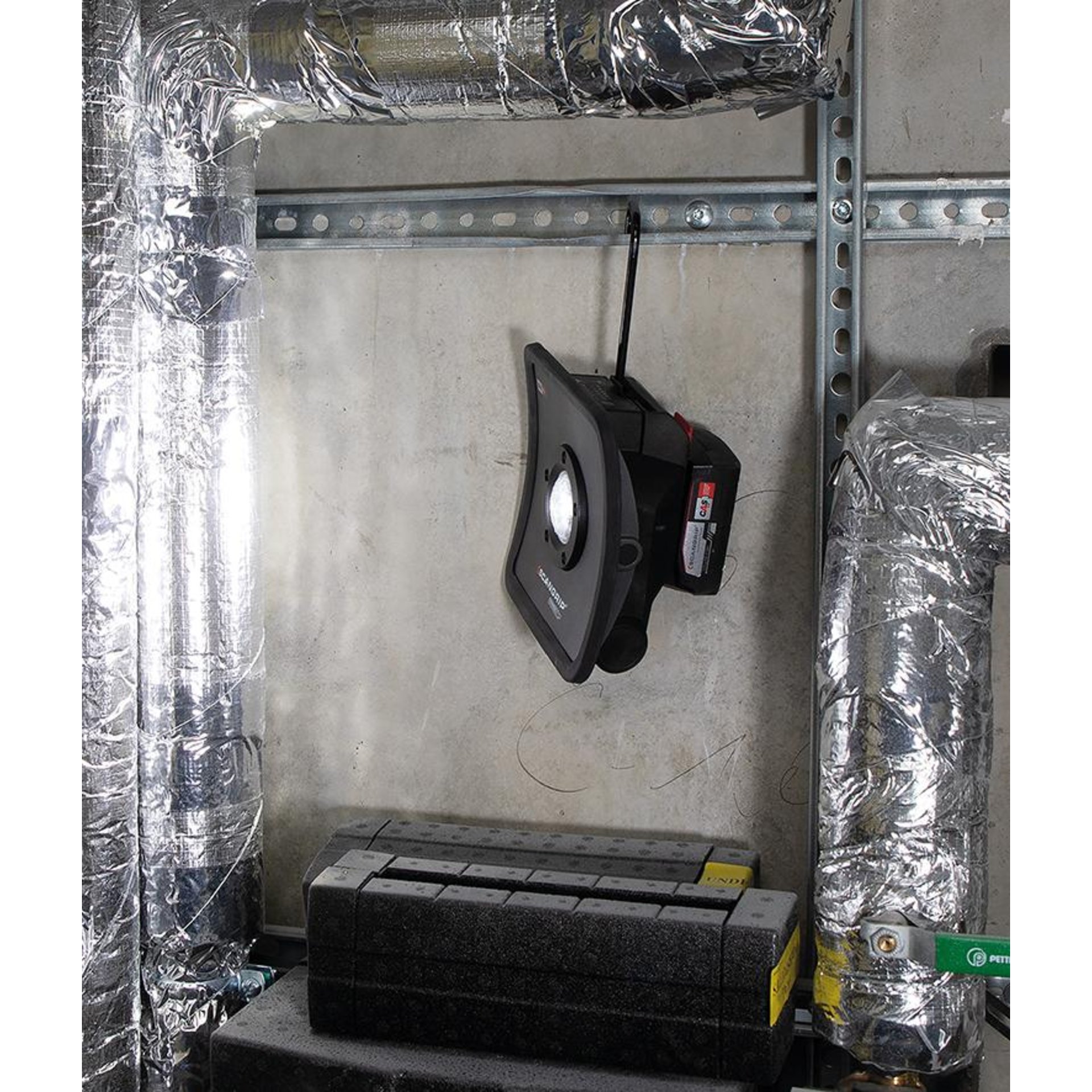 Akku-Arbeitsleuchte NOVA 2 CONNECT 200-2000Lumen ohne Akku SCANGRIP