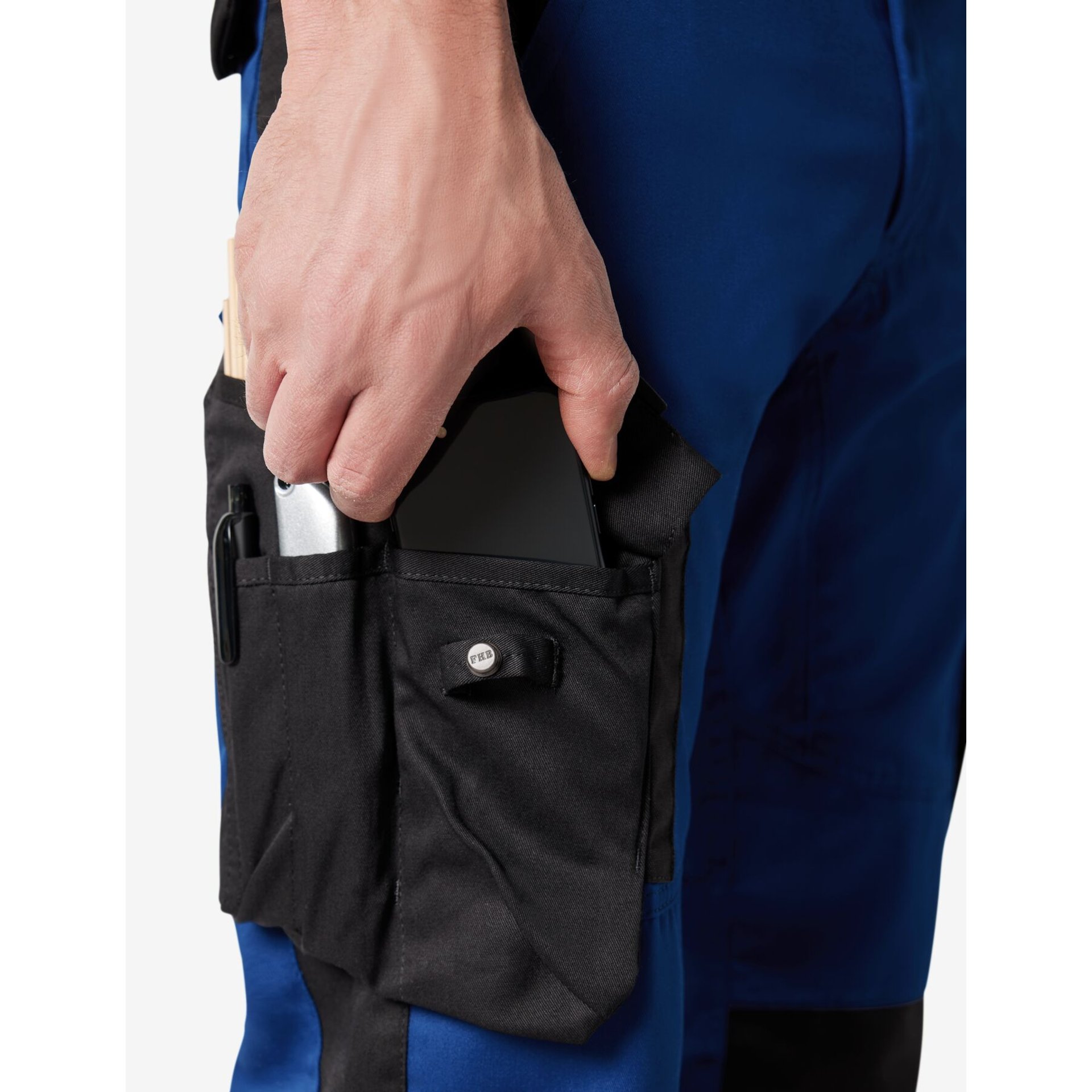 PASCAL Latzhose royalblau-schwarz 23