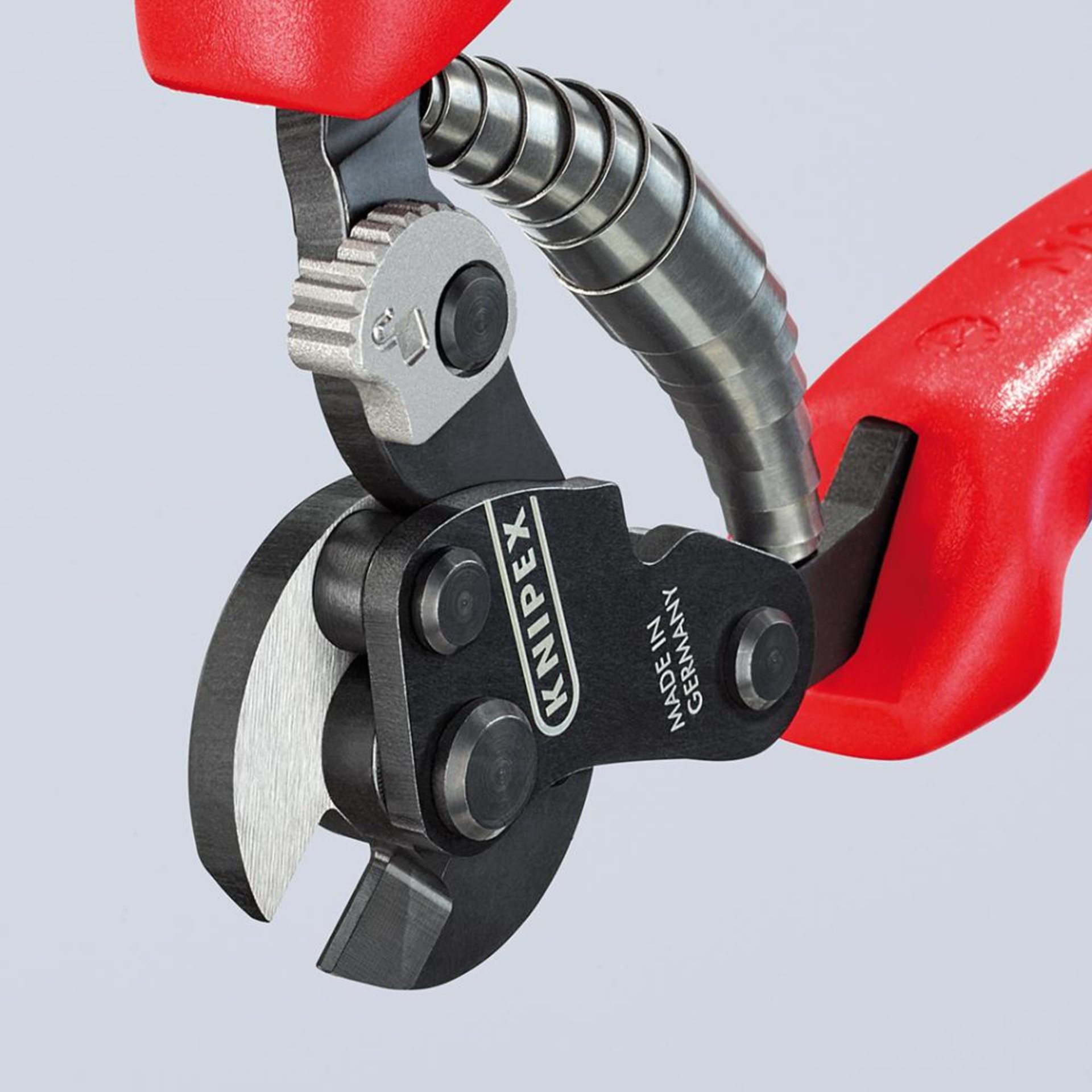 Drahtseilschere mit Mehrkomponenten-Griffen 160mm KNIPEX