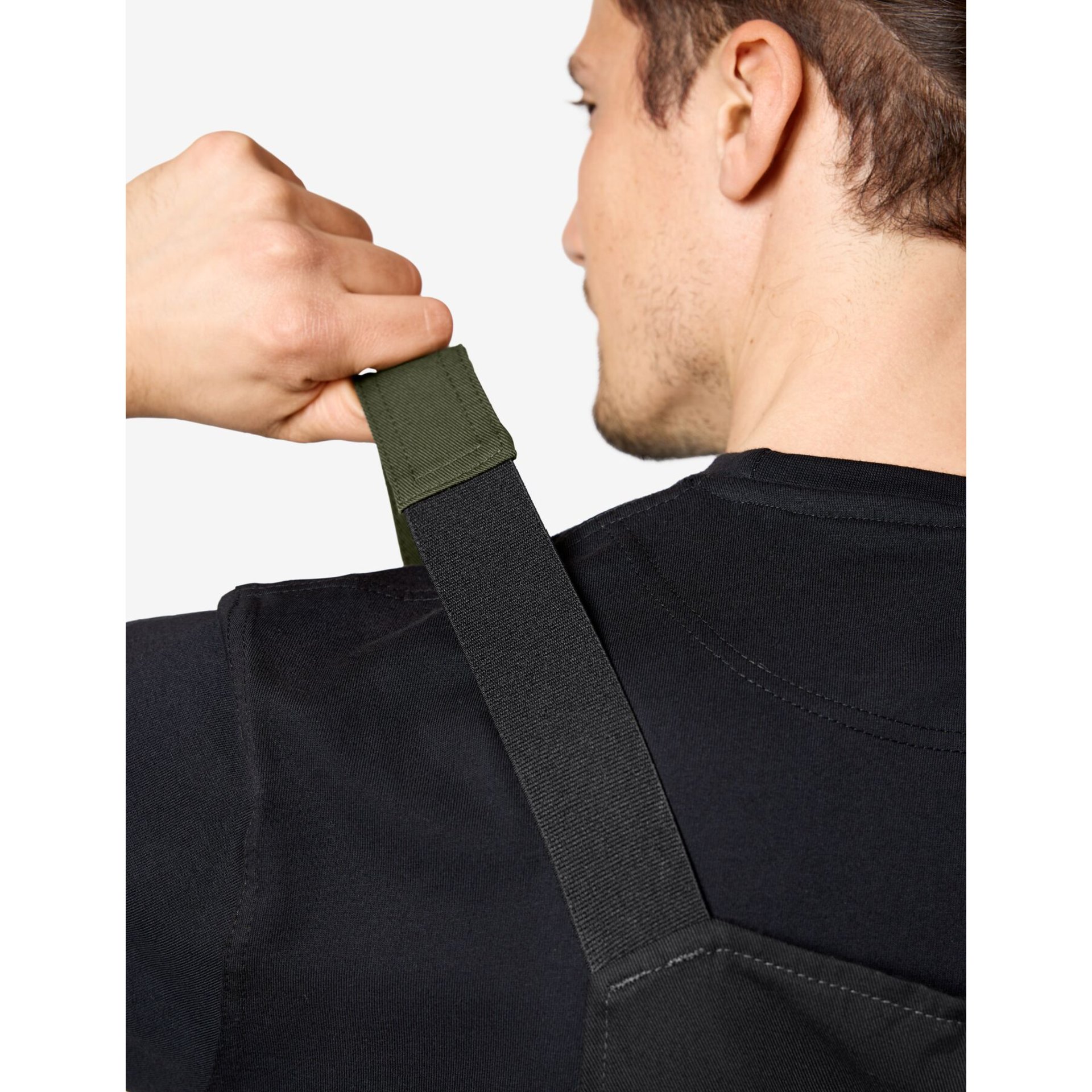 ECKHARD Latzhose oliv-schwarz 54