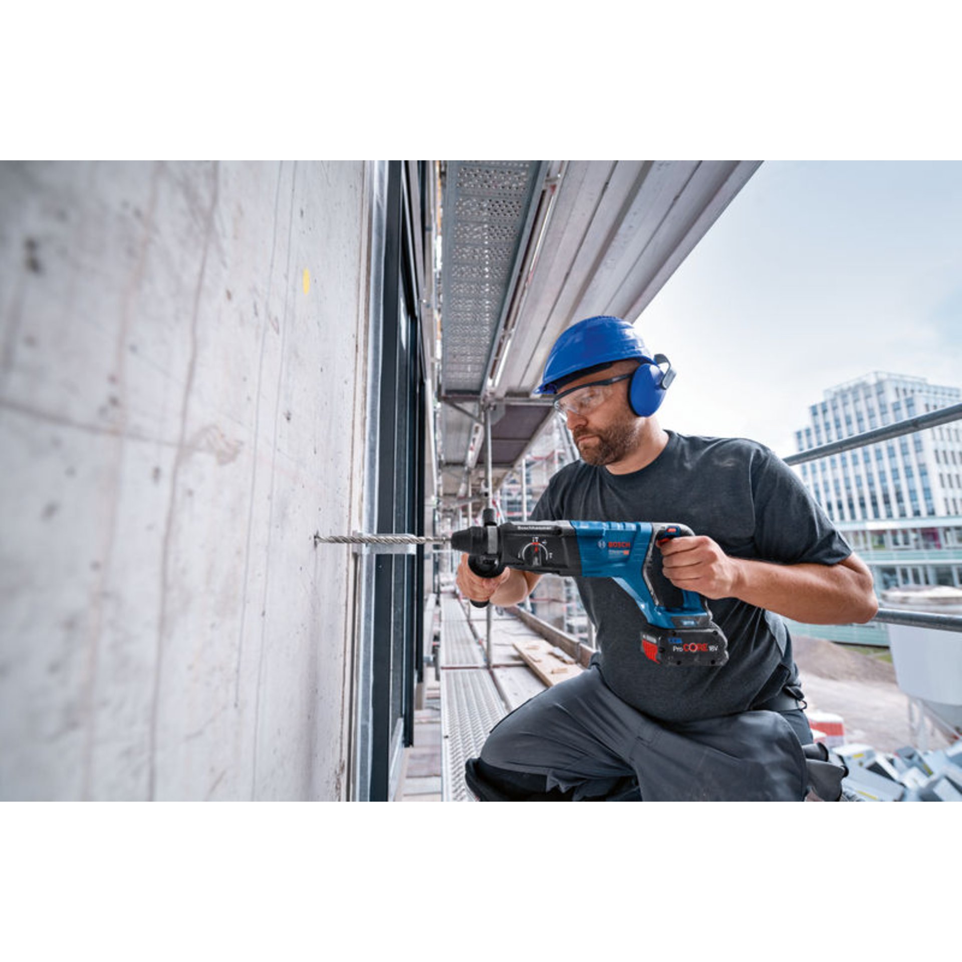 Akku-Bohrhammer mit SDS plus GBH 18V-28 D in XL-BOXX