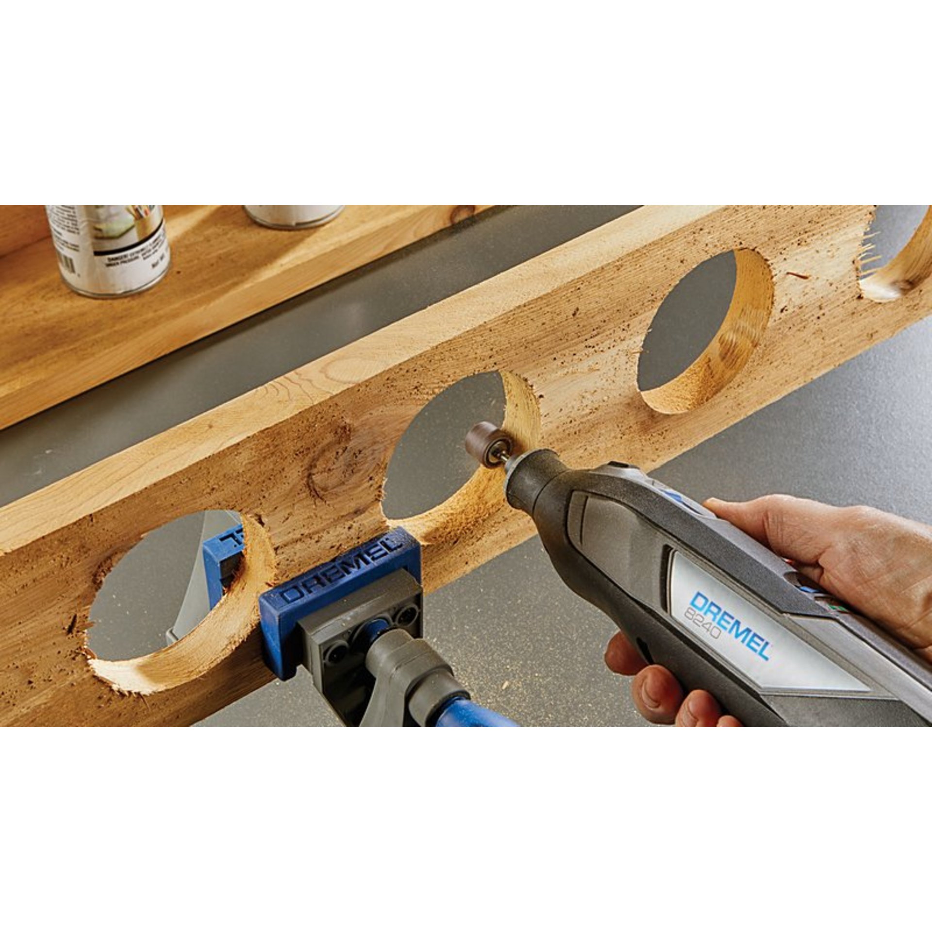 DREMEL® 8240, Kabelloses Multifunktionswerkzeug, 1x 12-V-2Ah-Akku, 5 Zubehöre