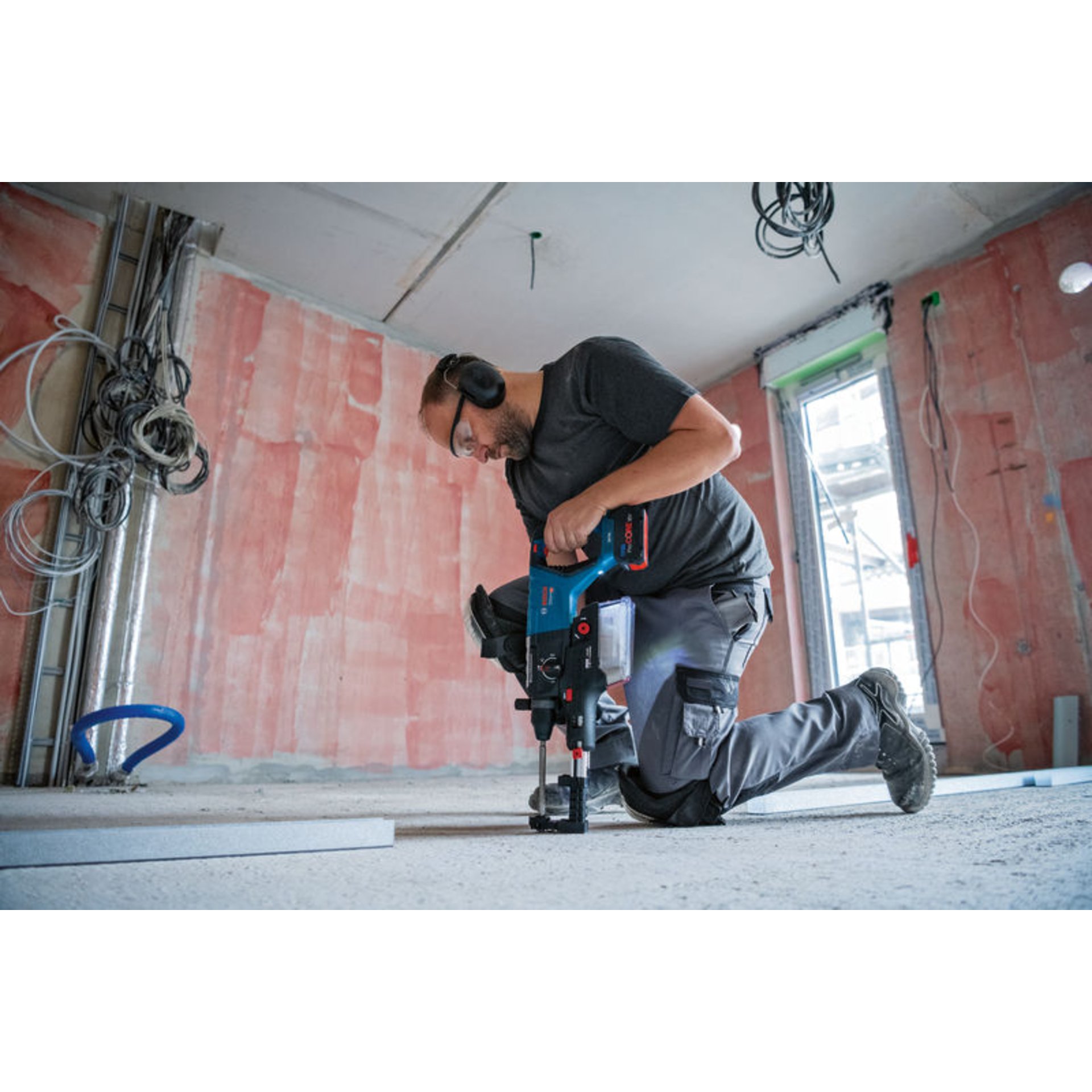 Akku-Bohrhammer mit SDS plus GBH 18V-28 D in XL-BOXX