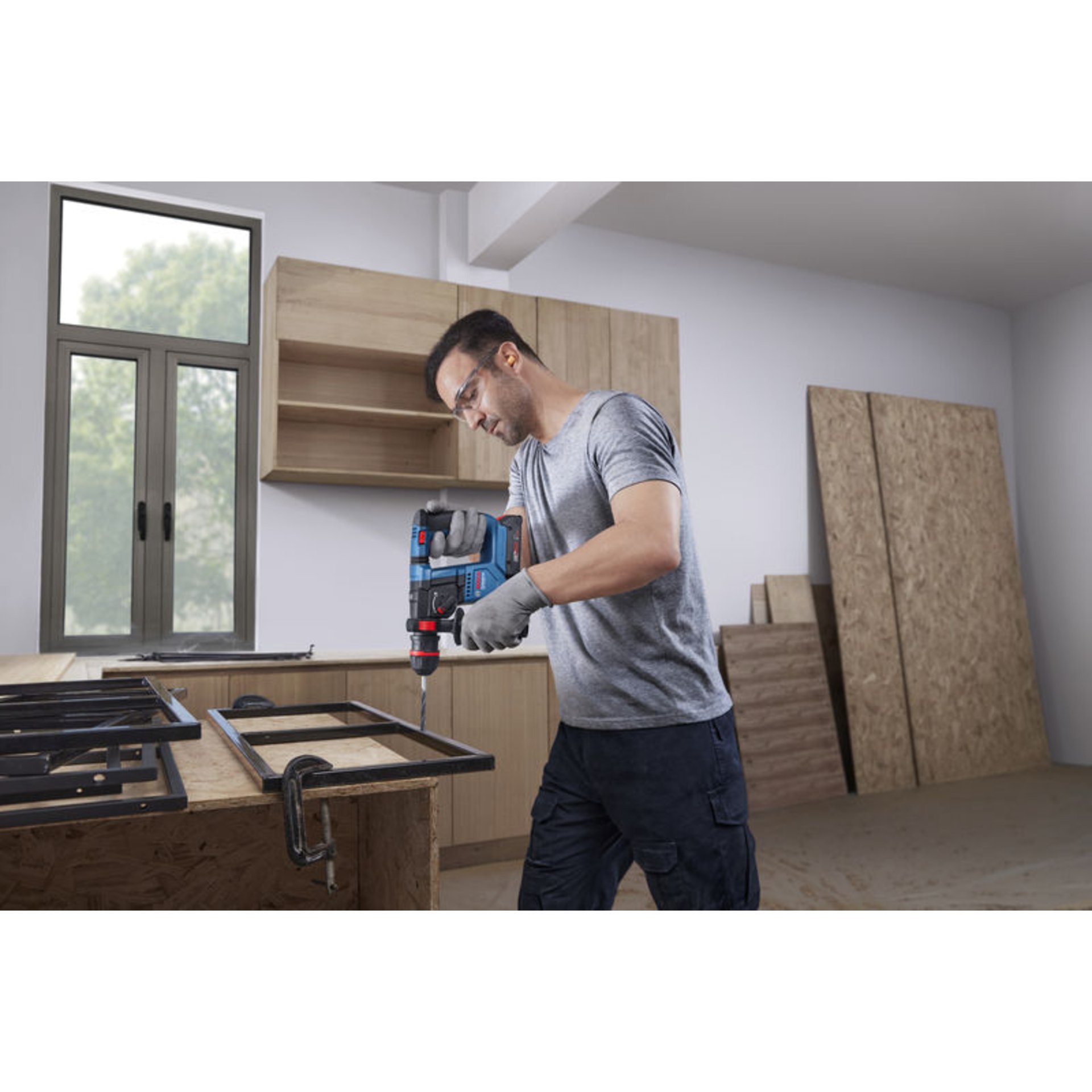 Akku-Bohrhammer mit ONECHUCK GBH 18V-18 X