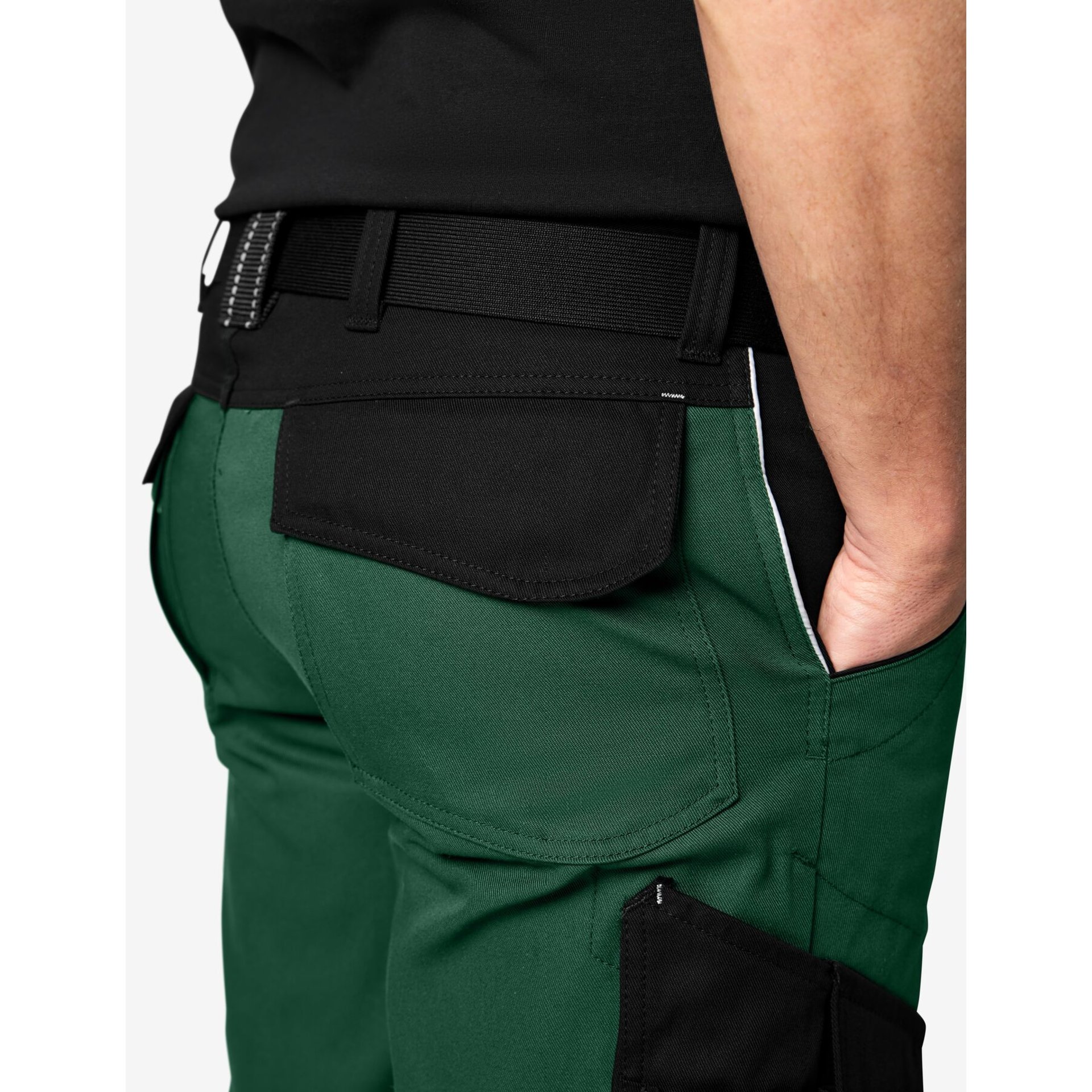 THEO Bermuda kurze Arbeitshose grün-schwarz Gr. 62