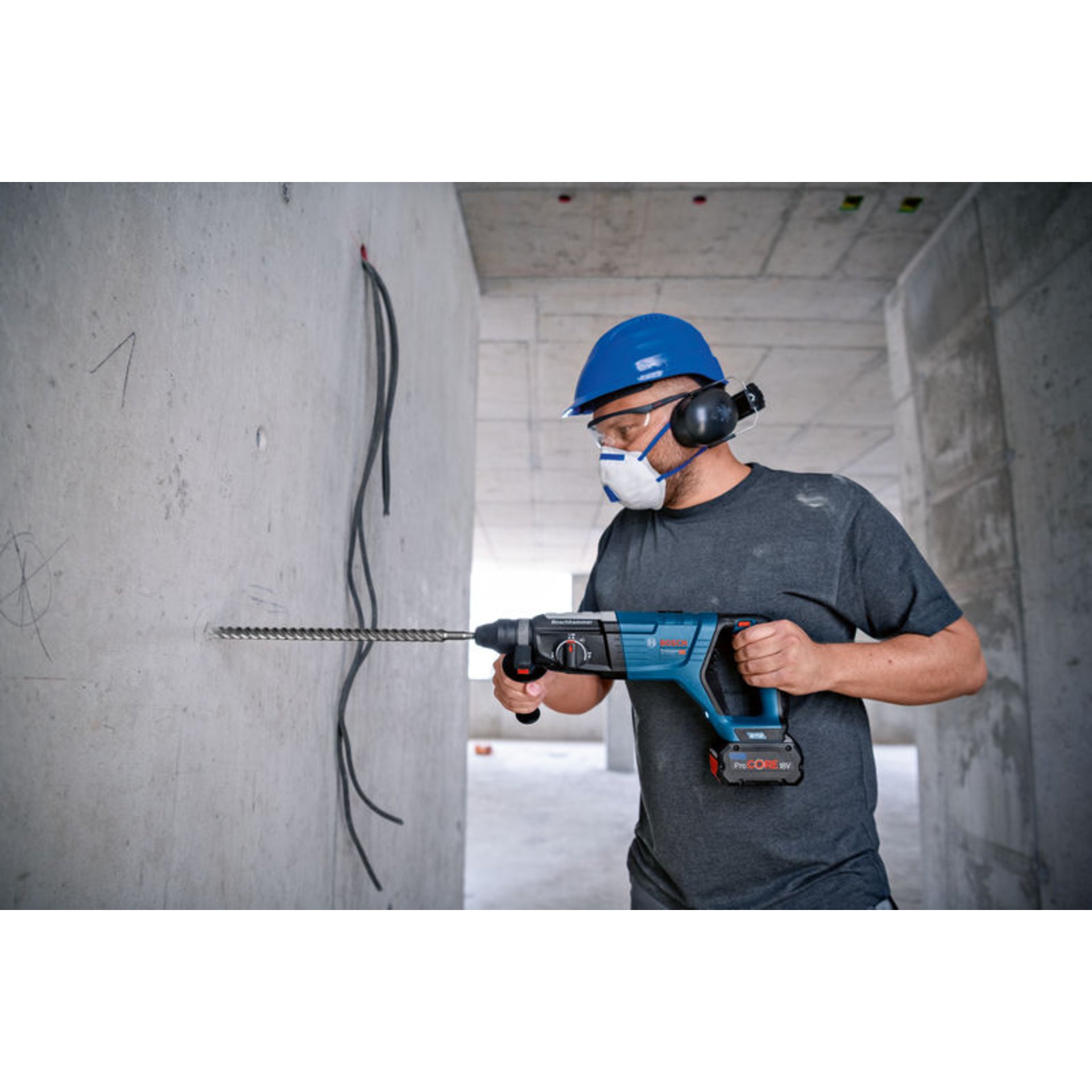 Akku-Bohrhammer mit SDS plus GBH 18V-28 D in XL-BOXX