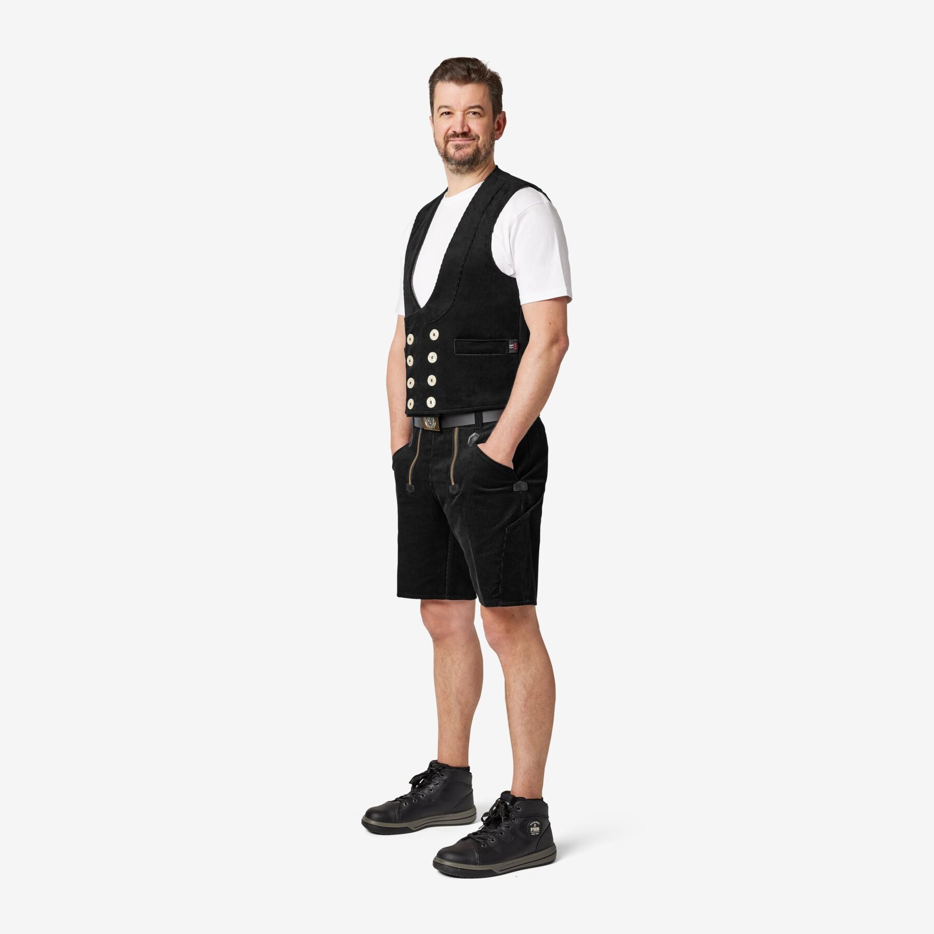 HANS Zunft-Shorts Genuacord schwarz 60