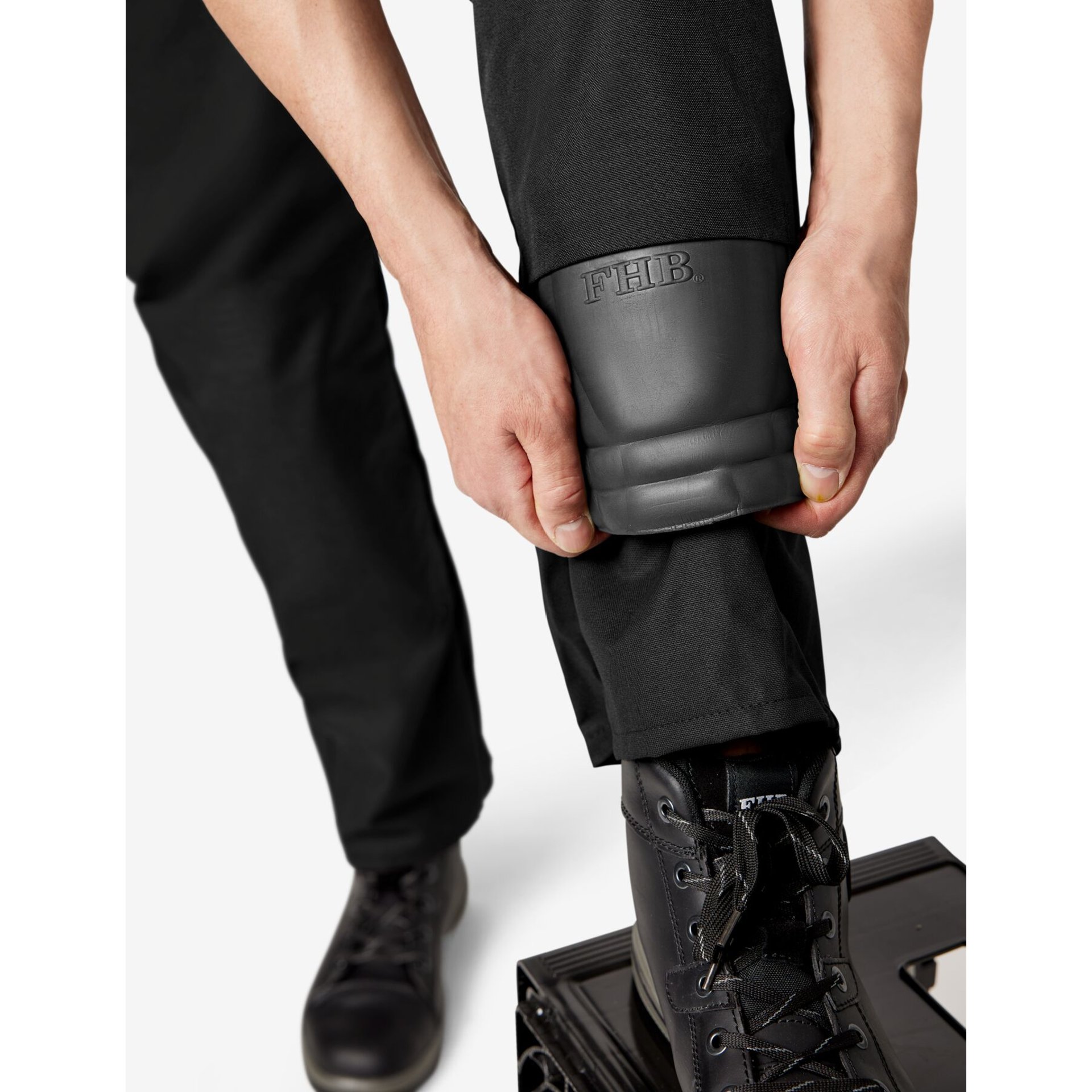 NILS Zunfthose Canvas und Cordura schwarz 84