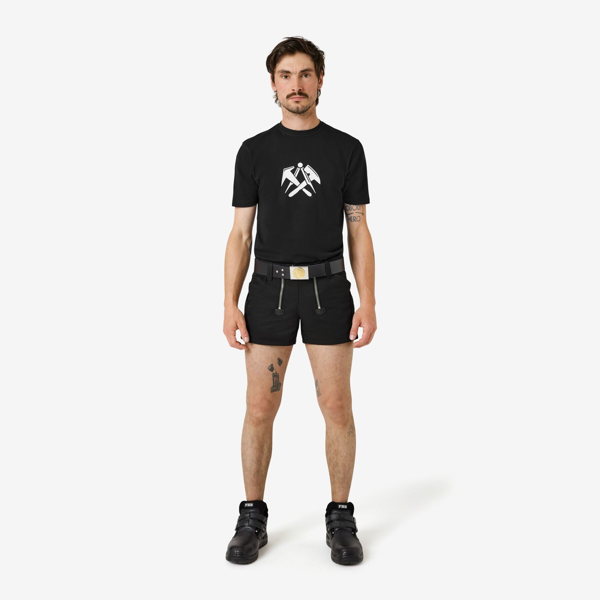 MAIK Zunft-Shorts extra kurz schwarz 56