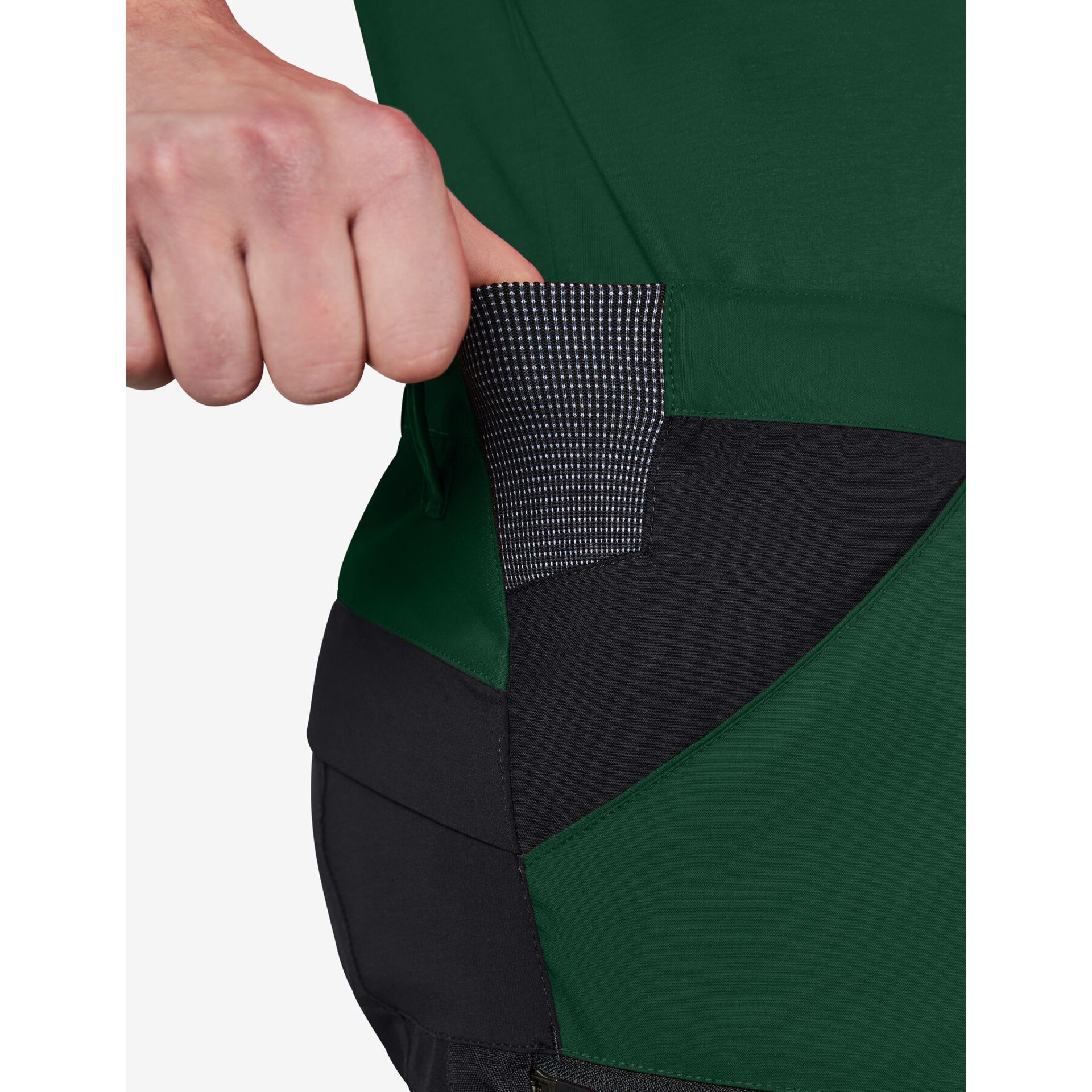 KIM Bermuda elastisch grün-schwarz 46