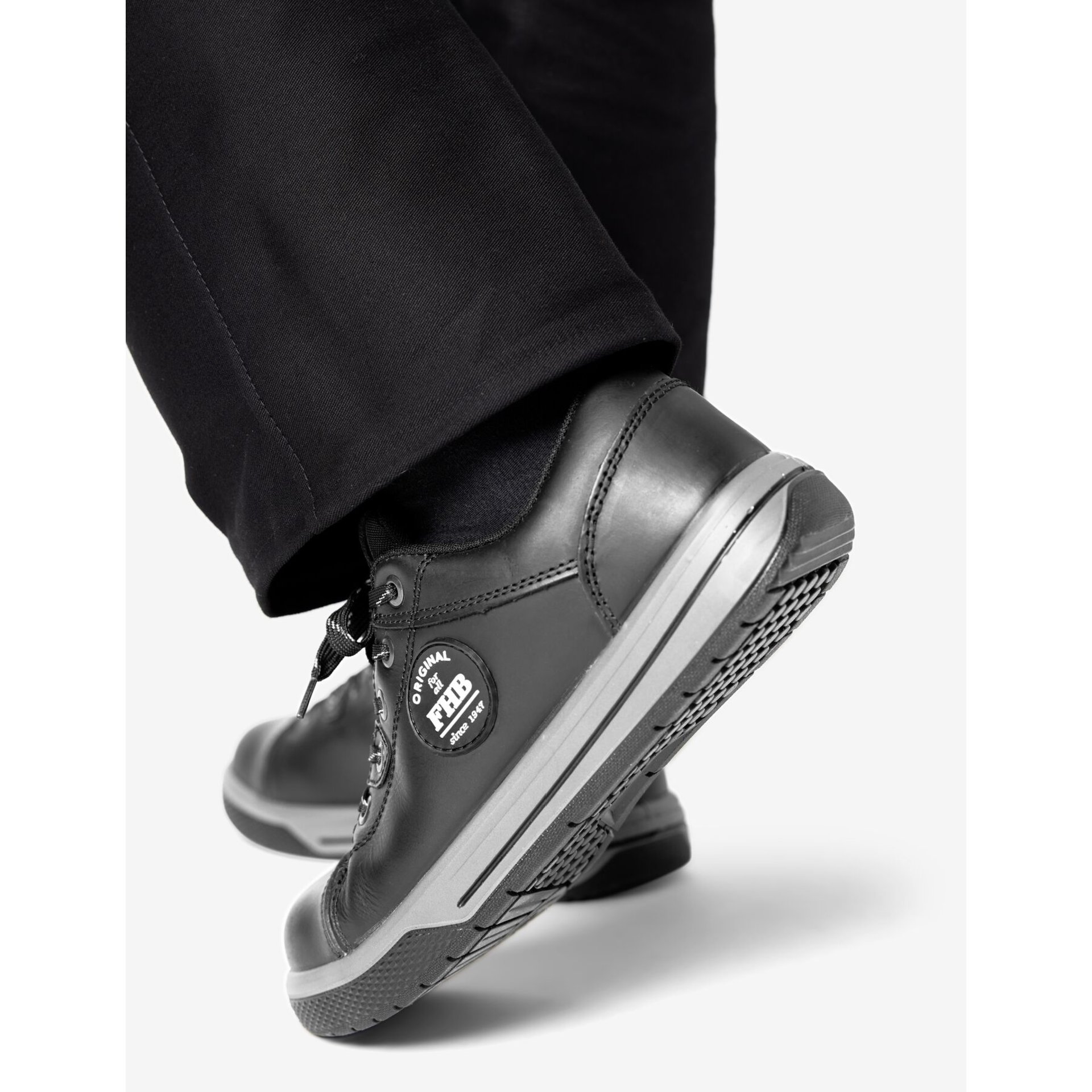 JULIAN Sneaker flach EN ISO 20345-S3 schwarz 39