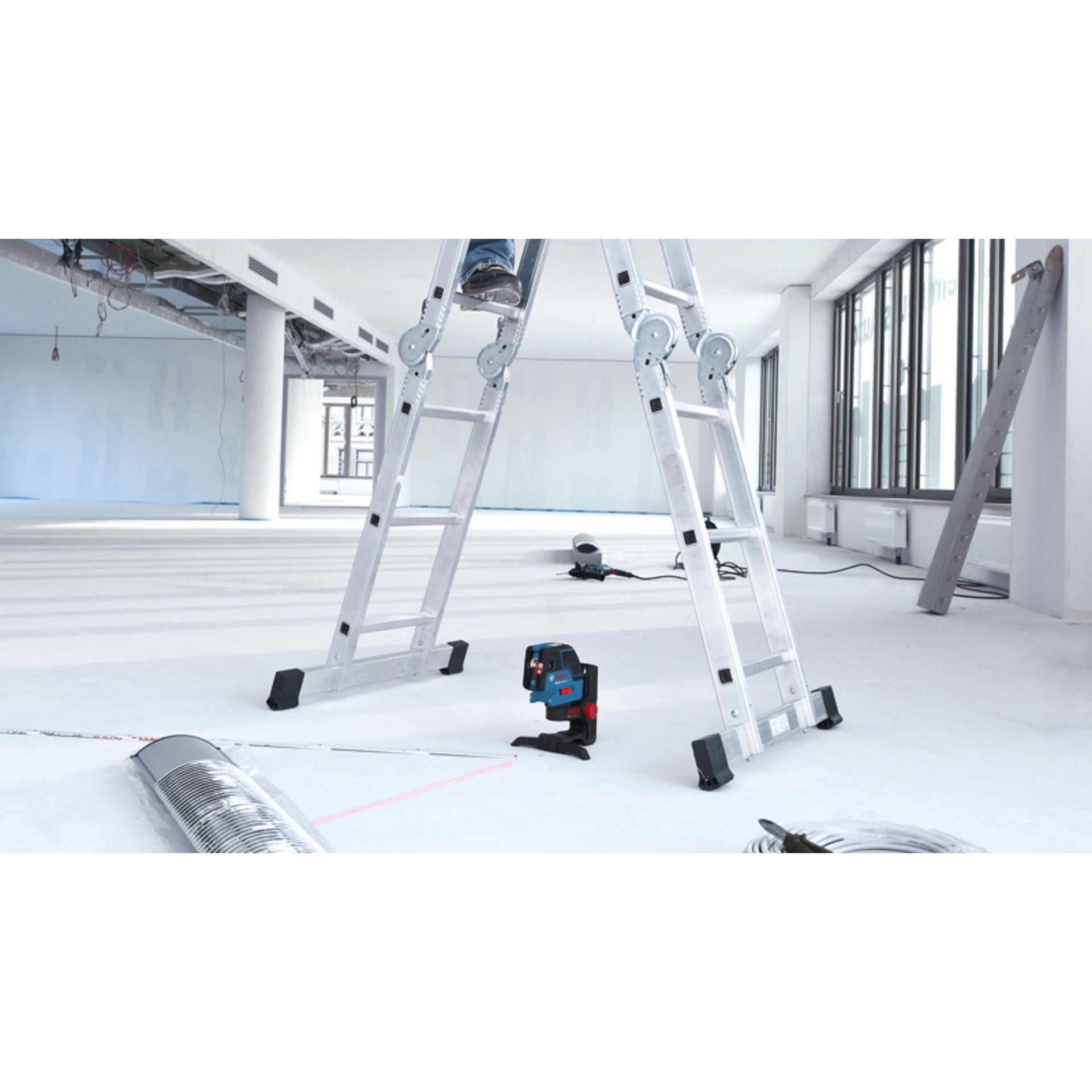Kombilaser GCL 25, 4 x 1,5 V-LR6-Batterie (AA)