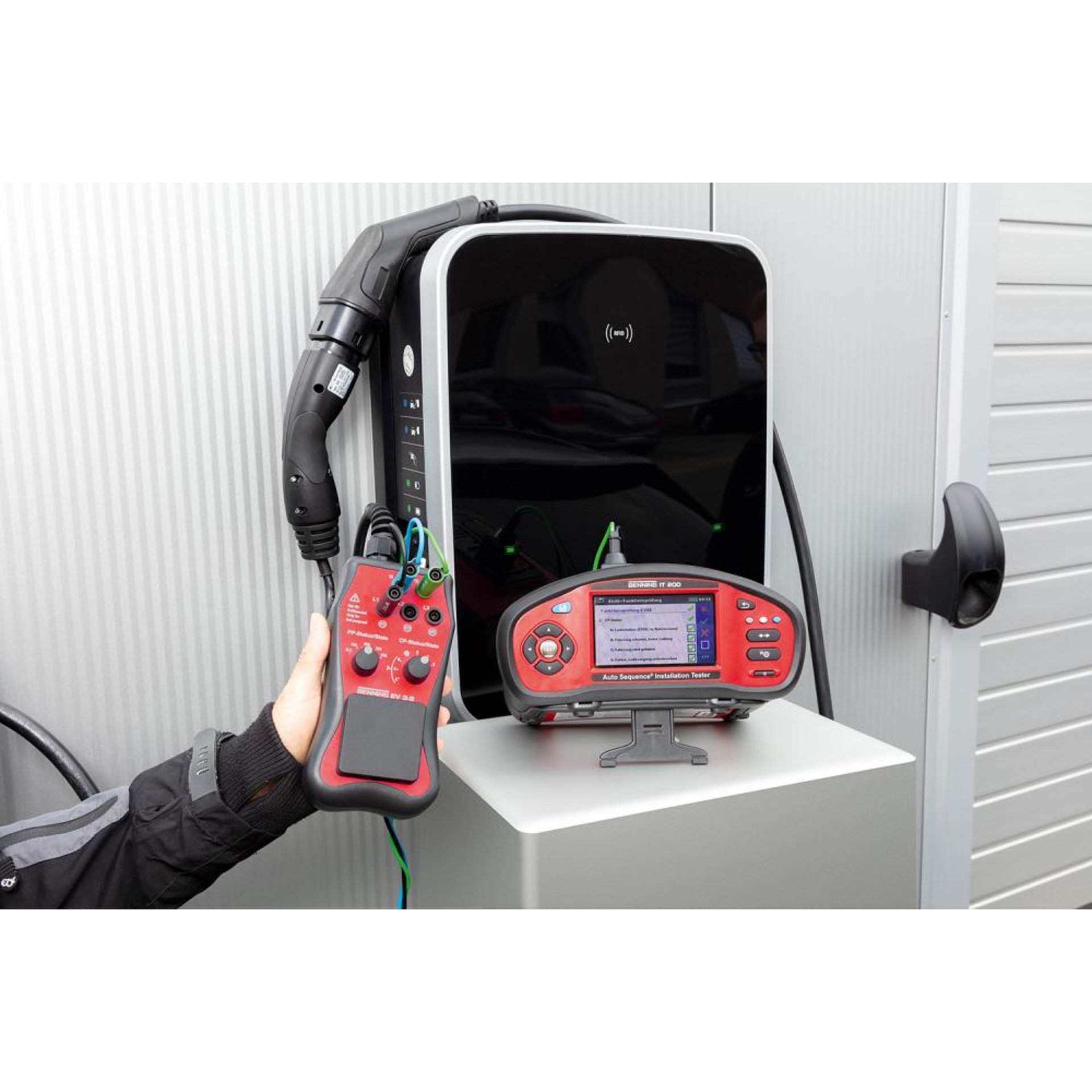Installationsprüfgerät IT 200 Benning