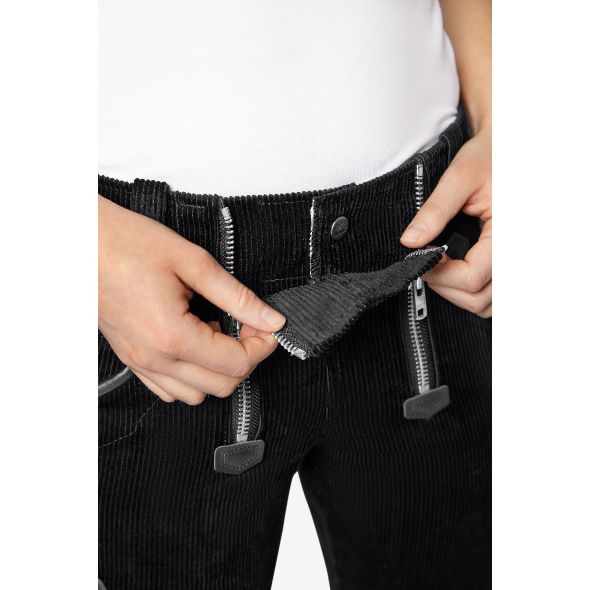 PAULINE Zunfthose Genuacord schwarz 84