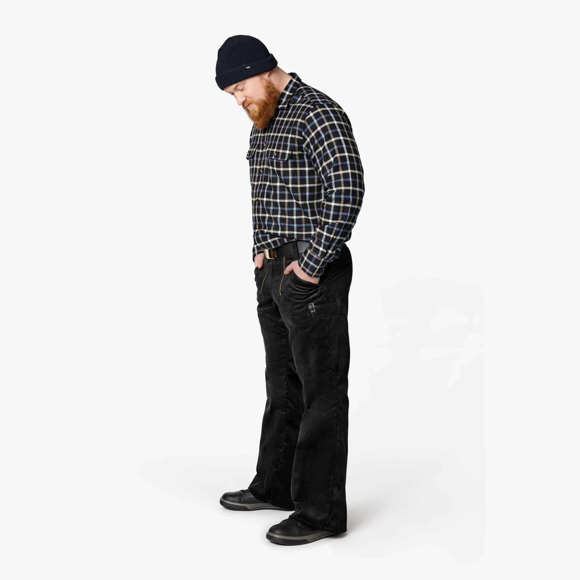 FALK Zunfthose Genuacord schwarz 64
