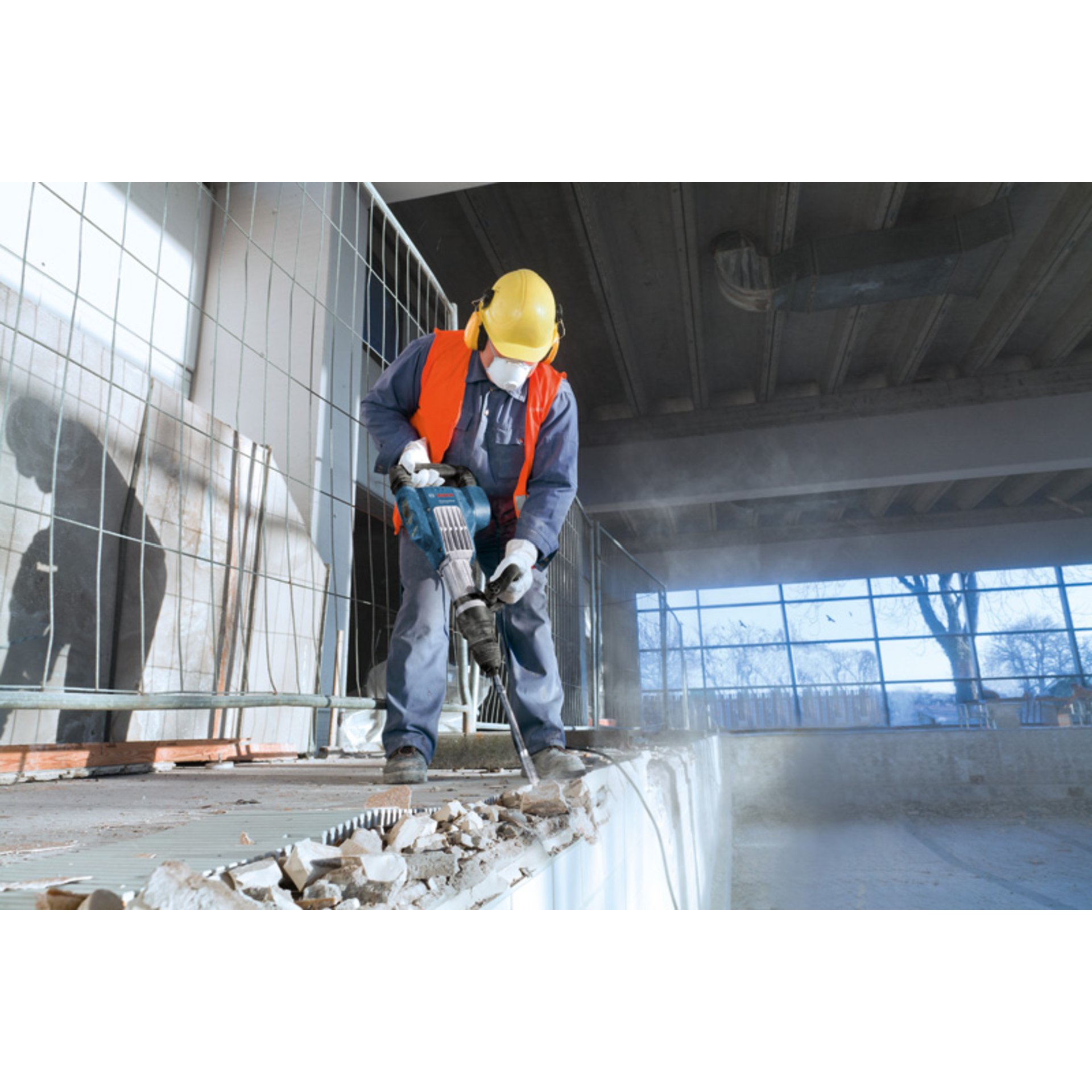 Schlaghammer mit SDS max GSH 11 VC im Handwerkerkoffer