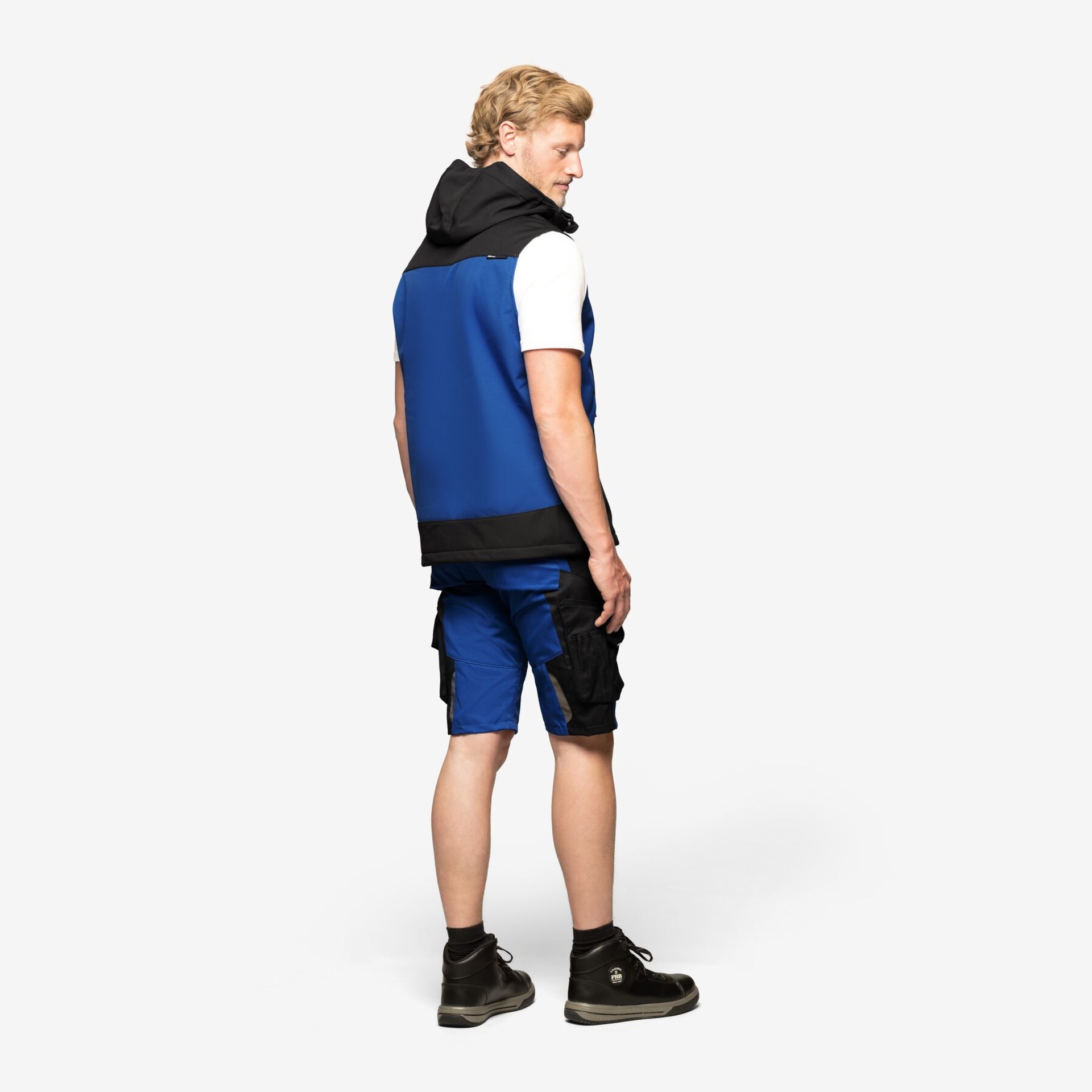 WULF Bermuda royalblau-schwarz 66