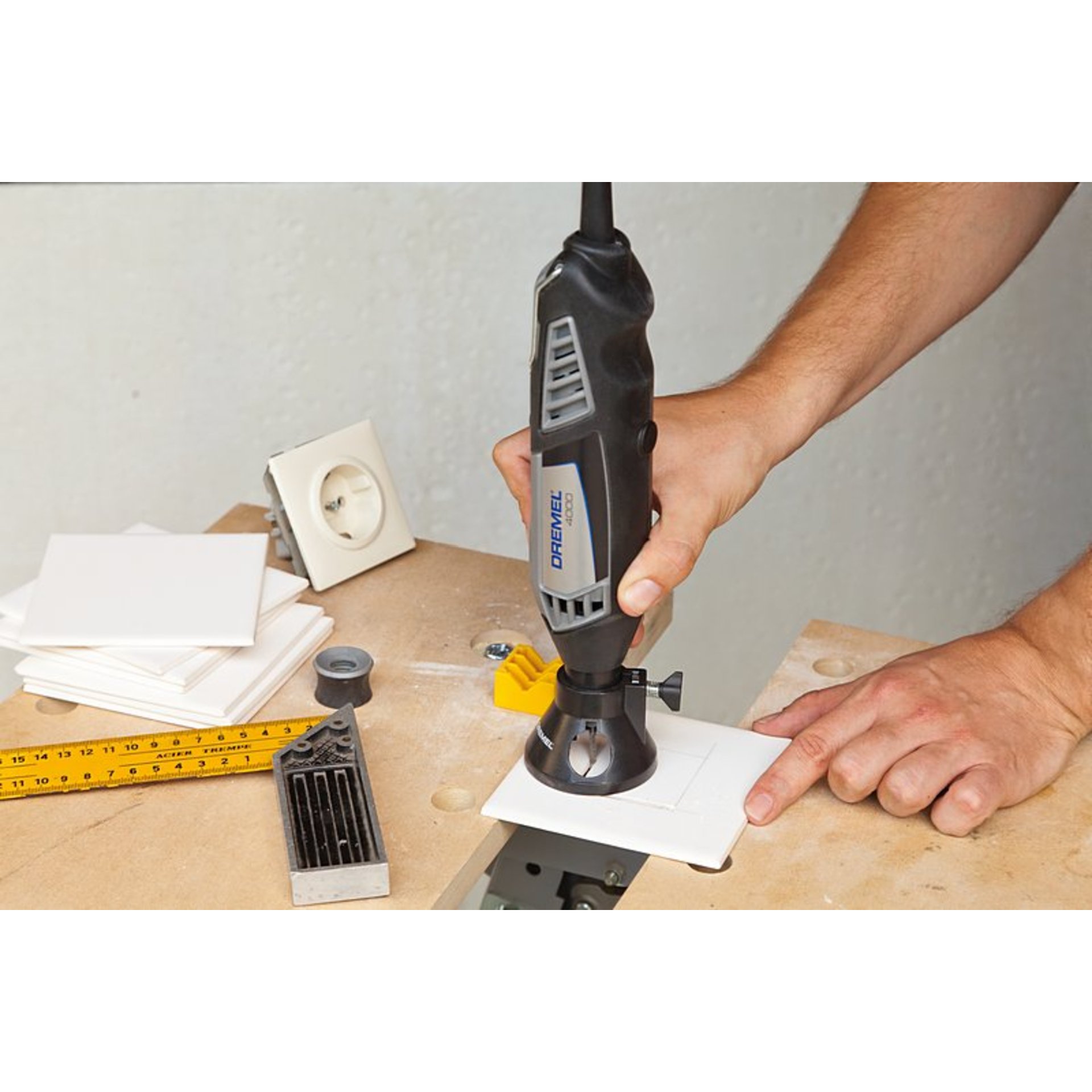 DREMEL® Fräsvorsatz für Keramik-Wandfliesen