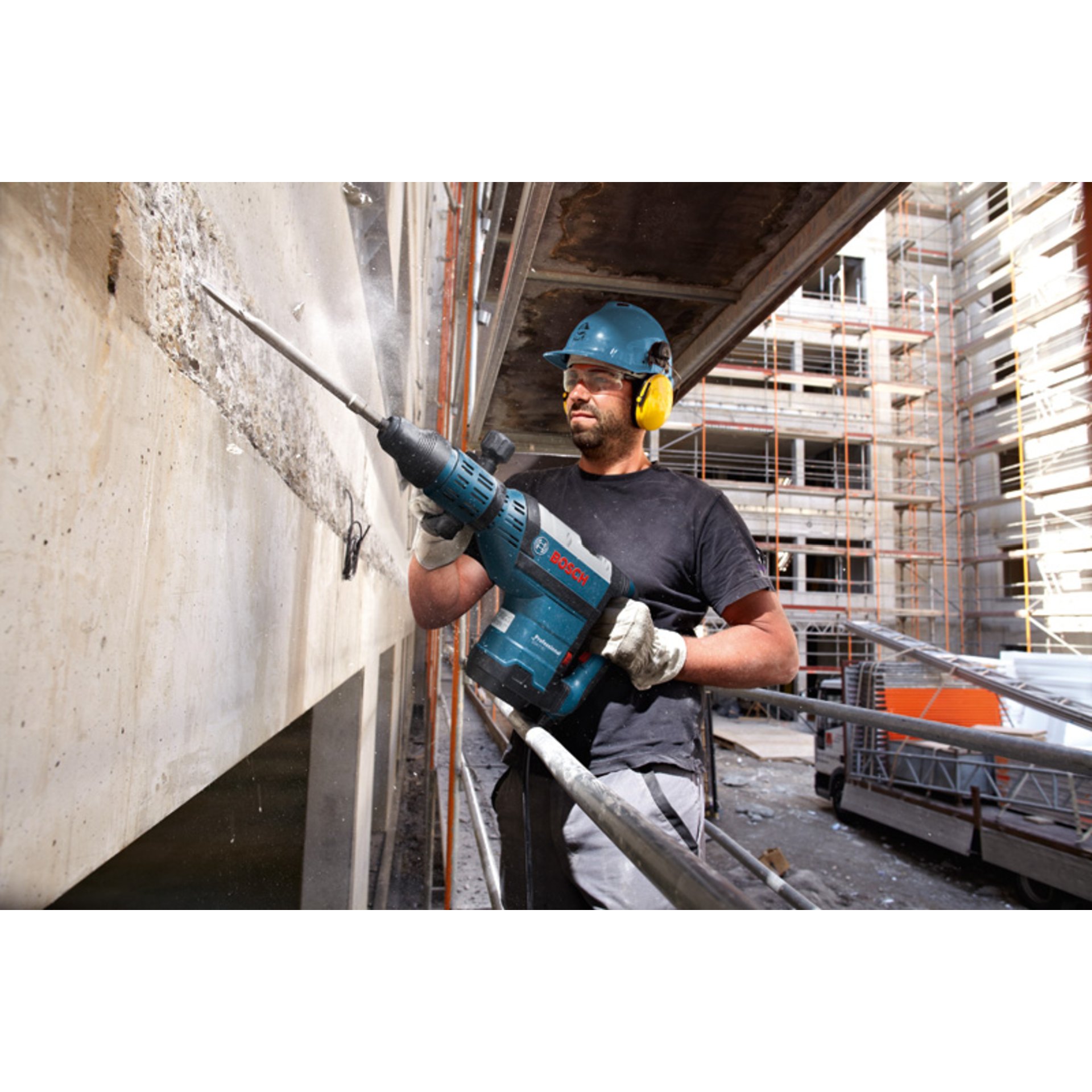 Schlaghammer mit SDS max GSH 7 VC im Handwerkerkoffer