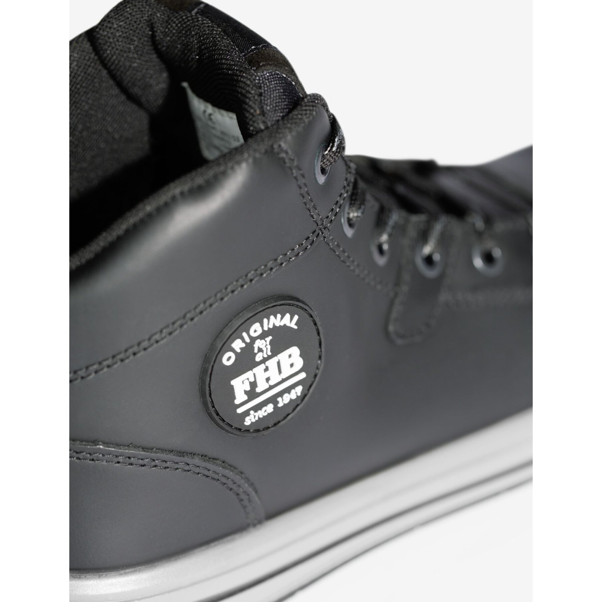 LINUS Sneaker hoch EN ISO 20345-S3 schwarz 43