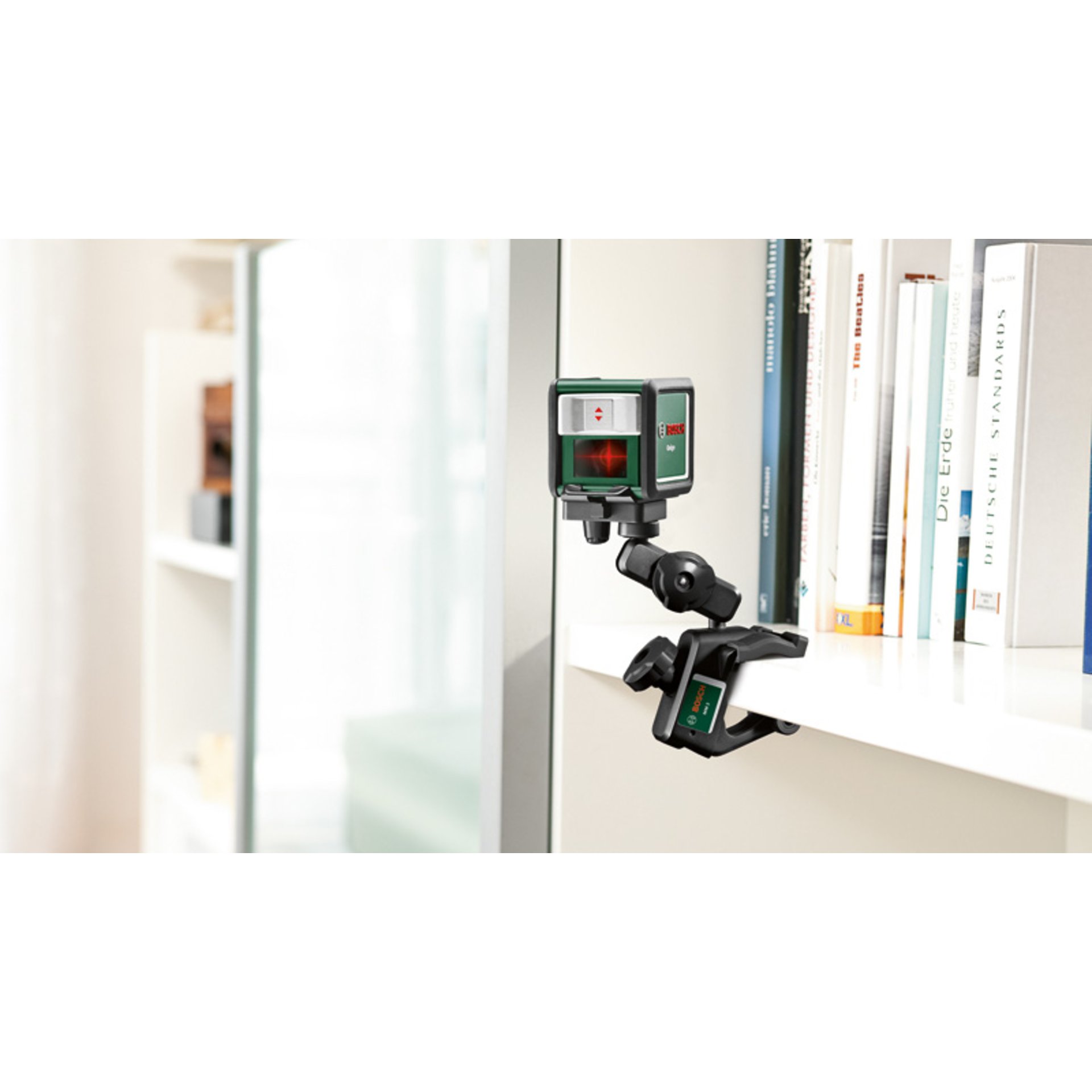 Kreuzlinien-Laser Quigo, eCommerce-Karton