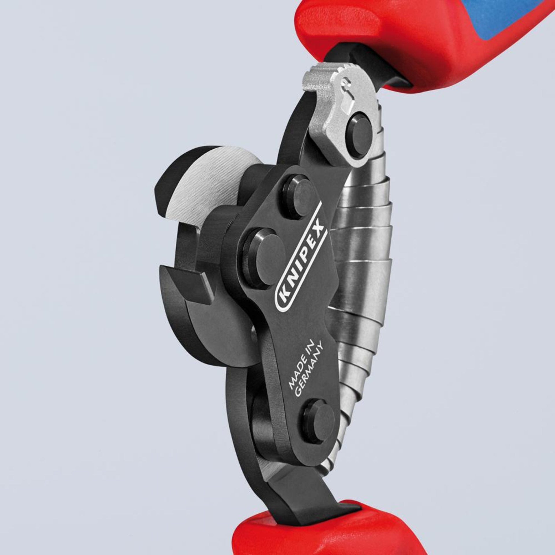Drahtseilschere mit Mehrkomponenten-Griffen 160mm KNIPEX