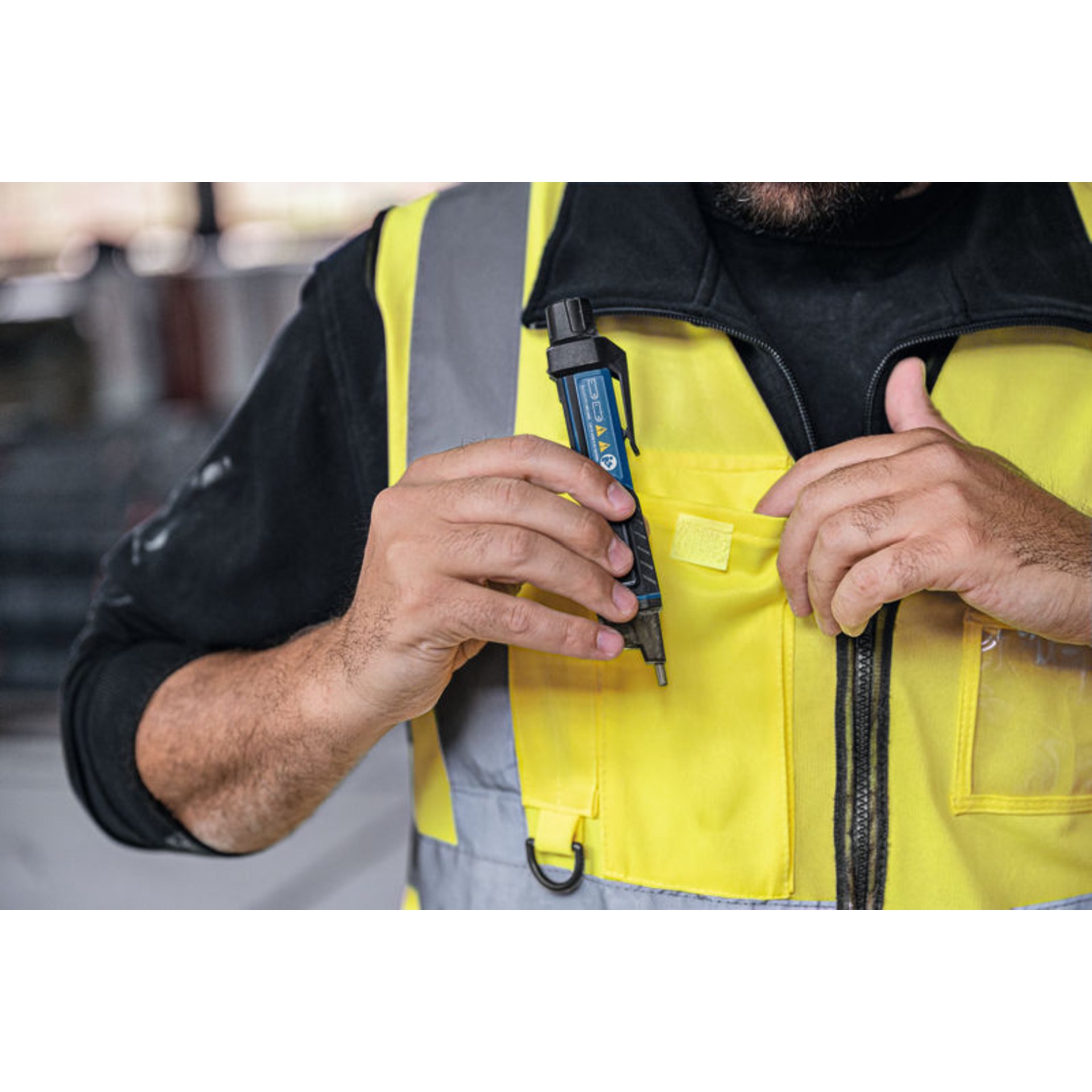 Berührungsloser Spannungsprüfer GVD 1000-17