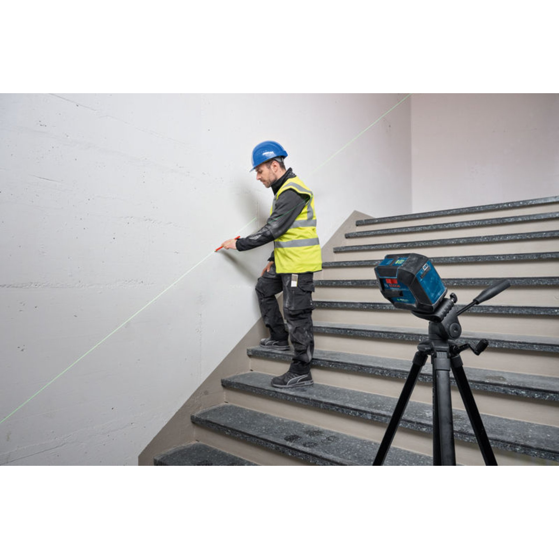 Linienlaser GLL 20-22 G, BA 3.7V 3.0Ah XL + USB-C®-Kabel im Handwerkerkoffer