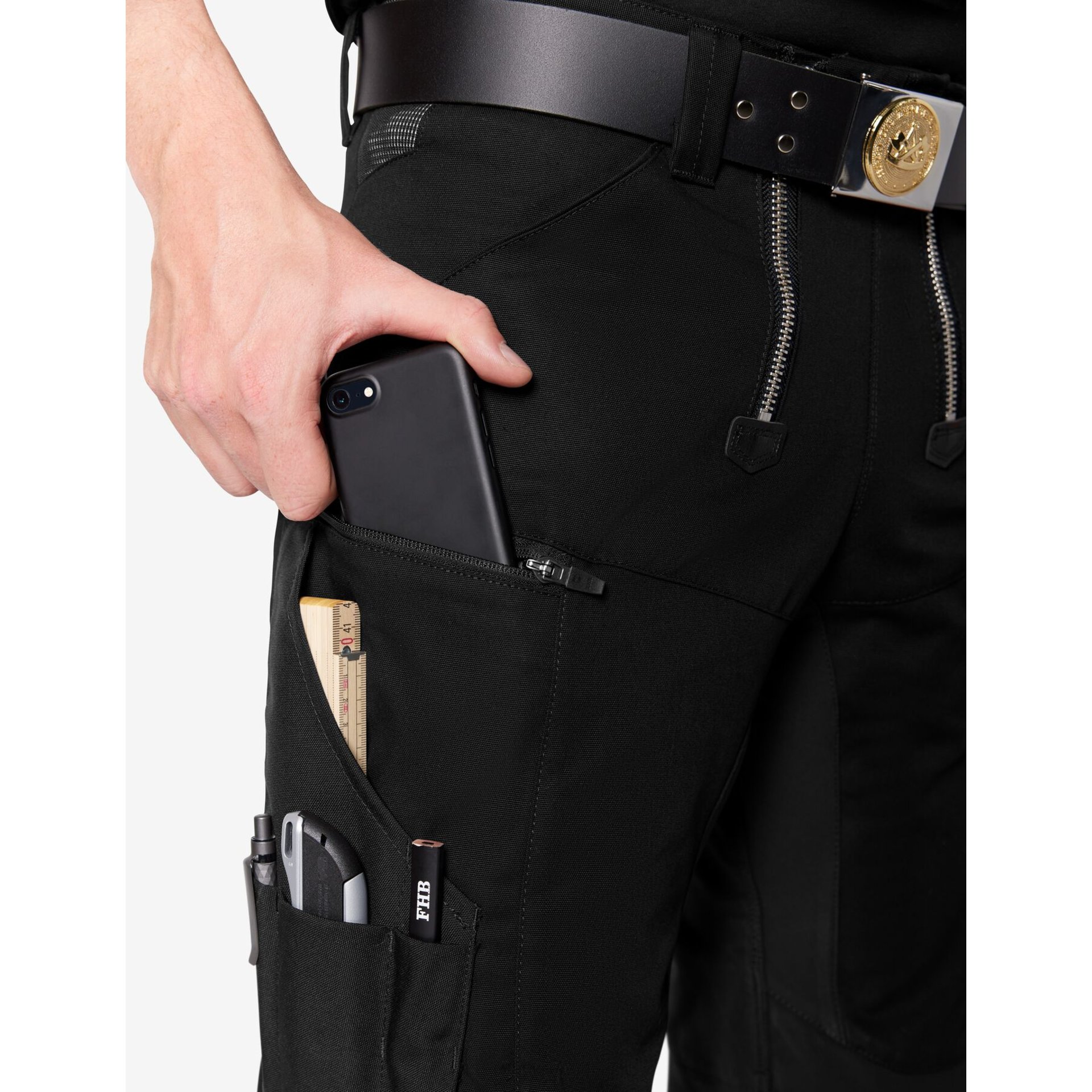MAXI Zunfthose elastisch schwarz 102